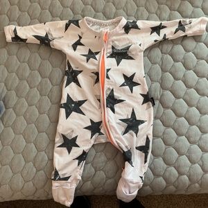 Baby pjs Wondersuit